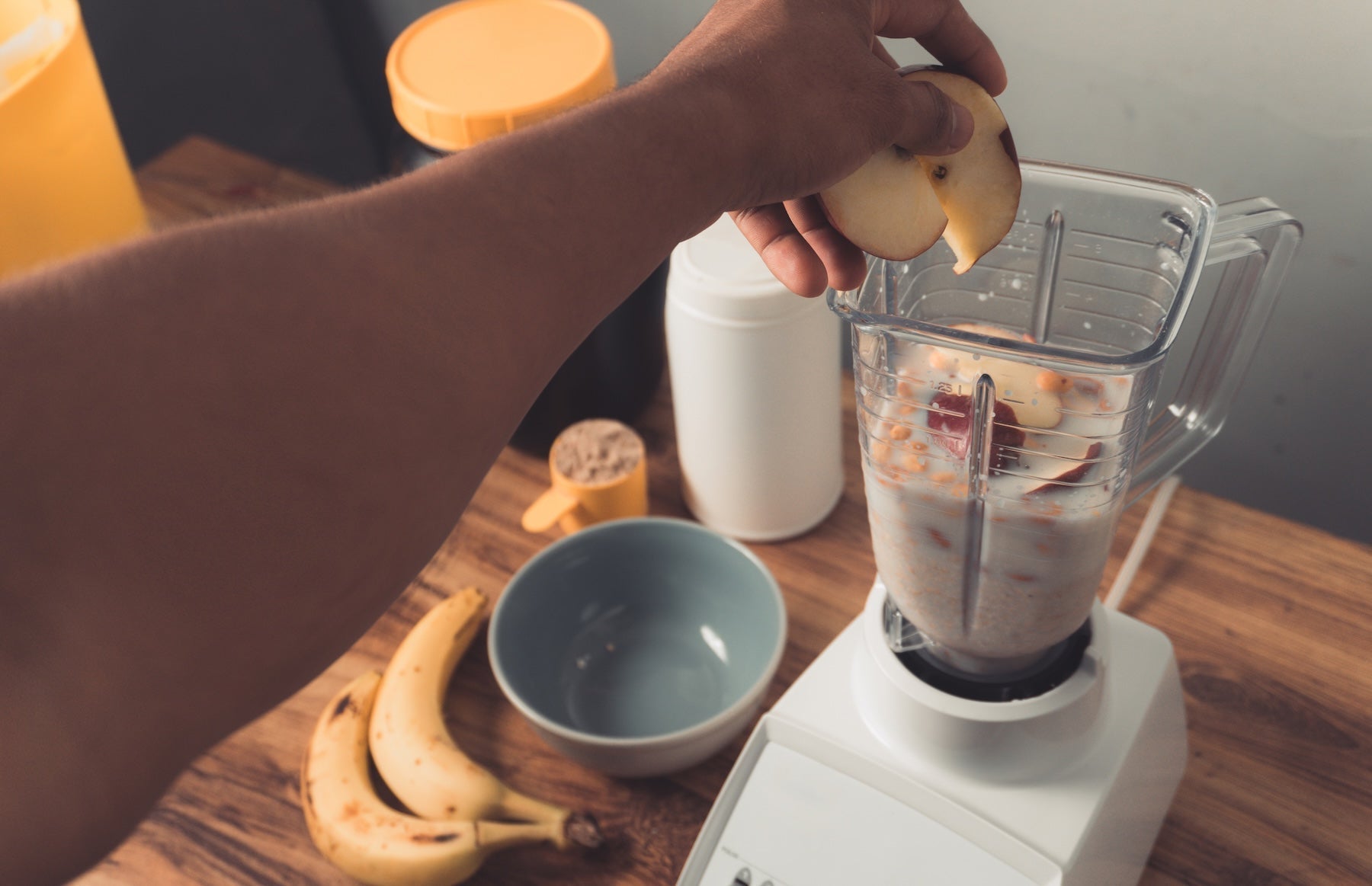 6 Smoothie Add-Ins To Pack In Calories For Hardgainers