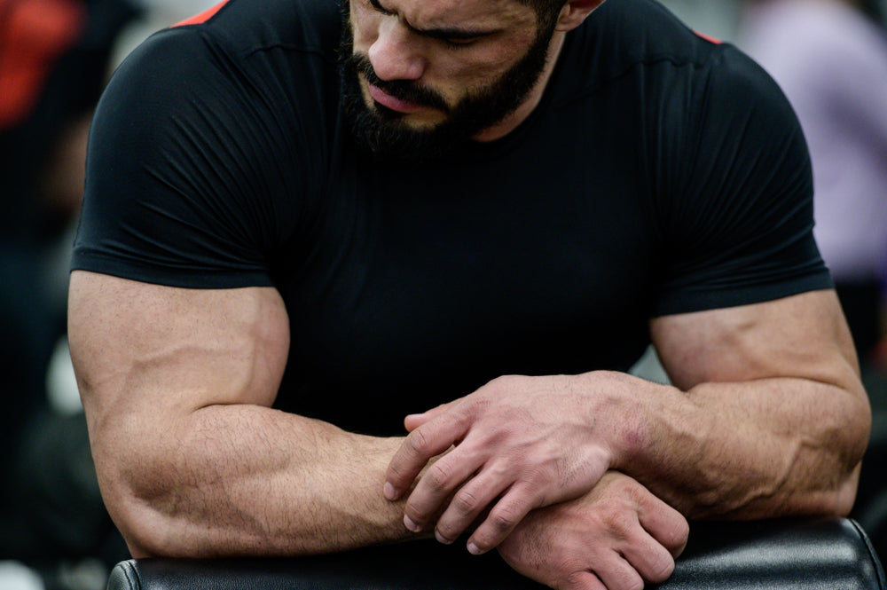 10 Best Forearm Dumbbell Workouts For Strength and Mass - Steel