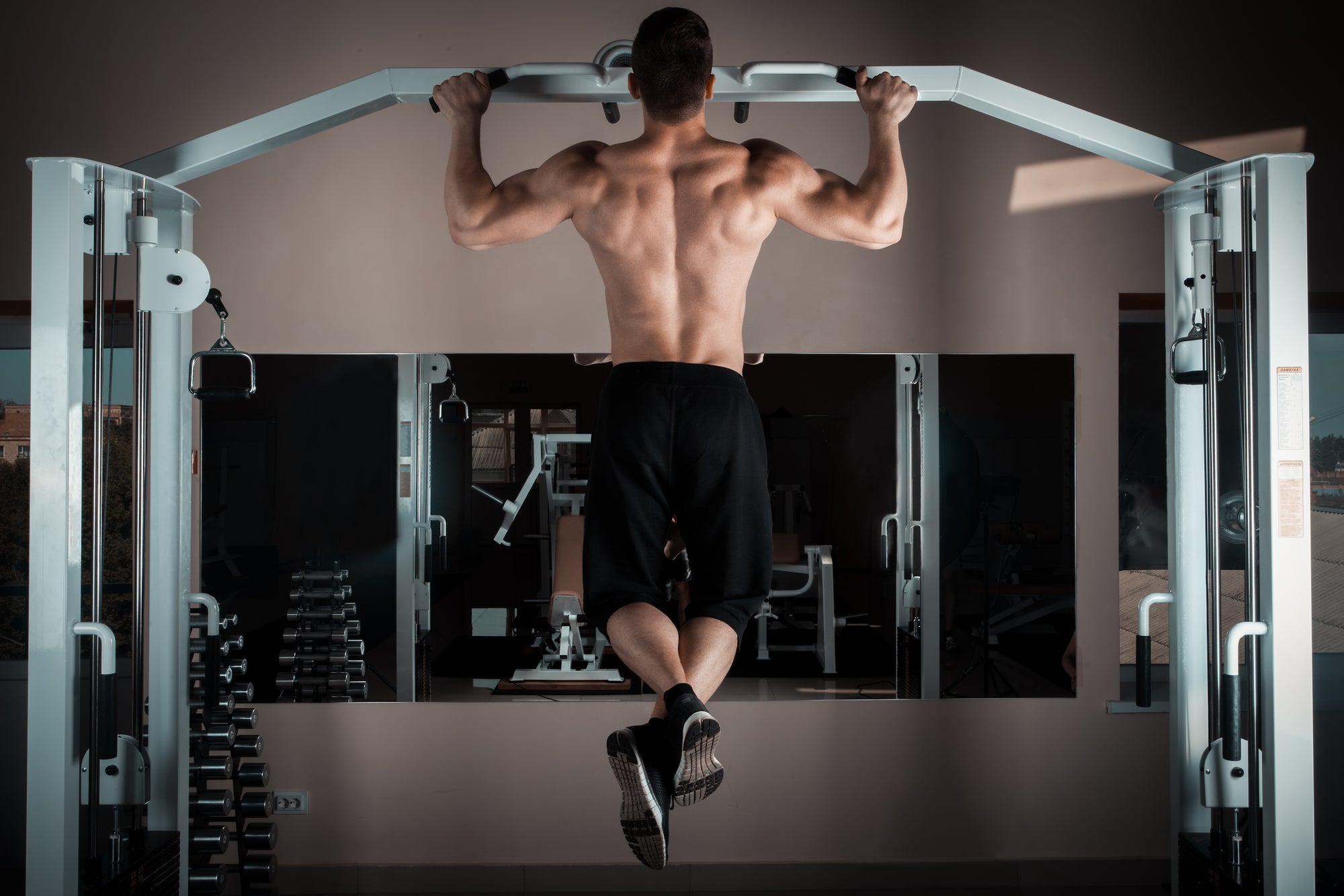 How to Do Pull-Ups with Proper Form: 30-Day Progression