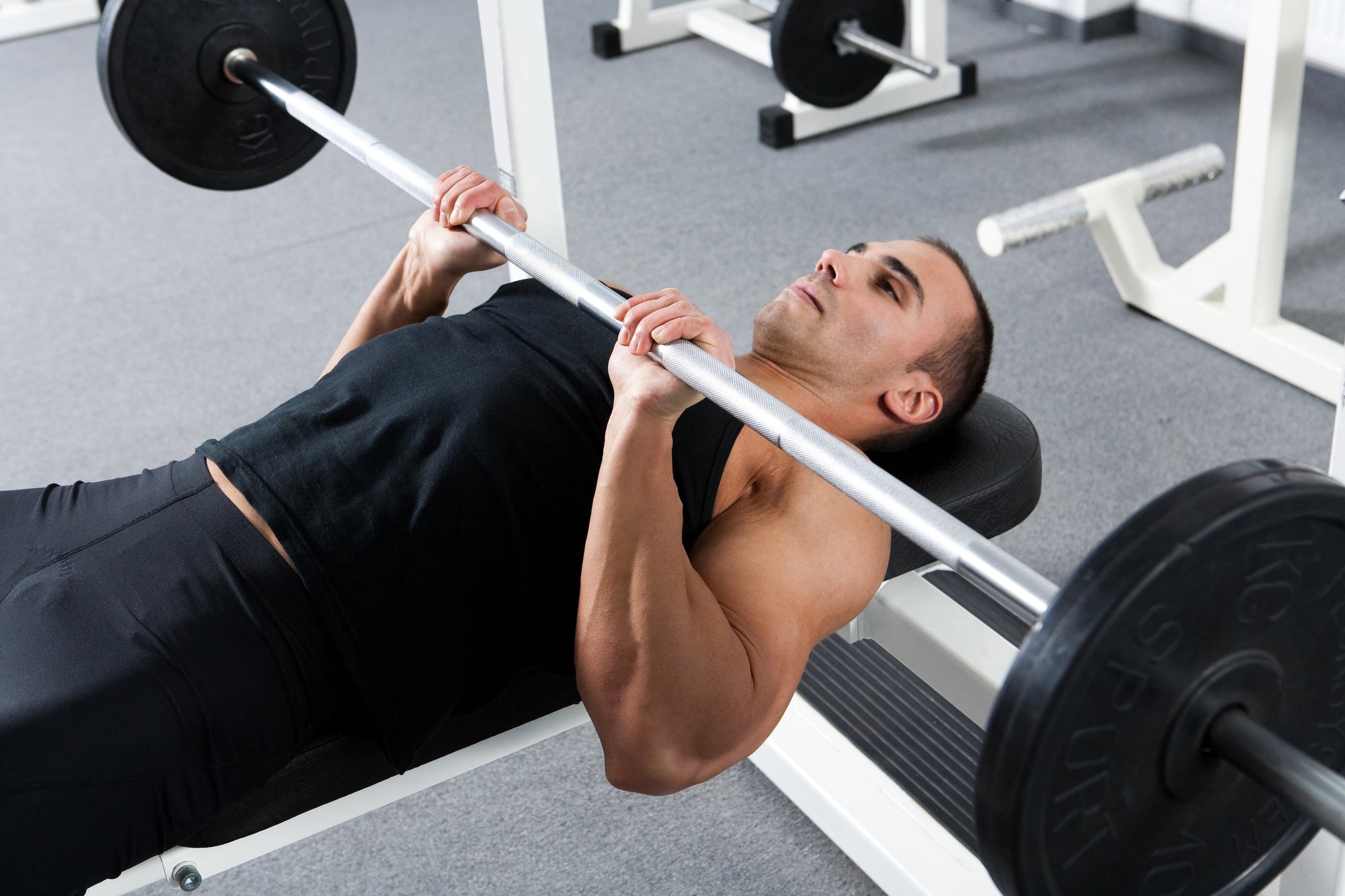 How (And Why!) To Close Grip Bench Press Properly